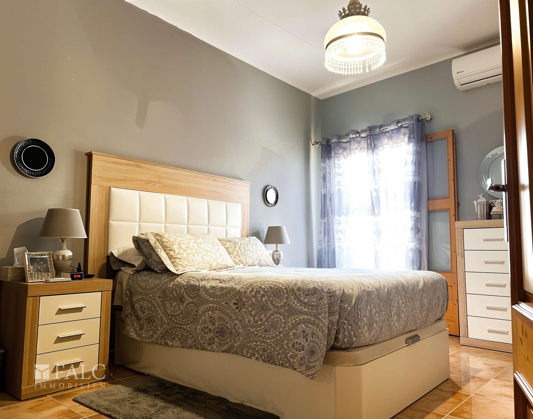 Schlafzimmer 